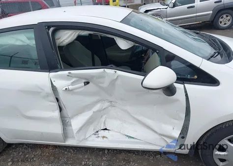 2016 Kia Rio Lx из США, поврежденный, VIN KNADM4A3XG6621773